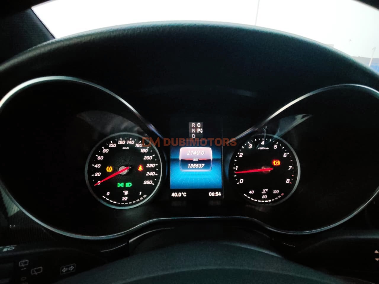 2022 Mercedes-Benz V-Class V 250 Falcon Edition for Sale in Abu Dhabi, photo 9 of 19