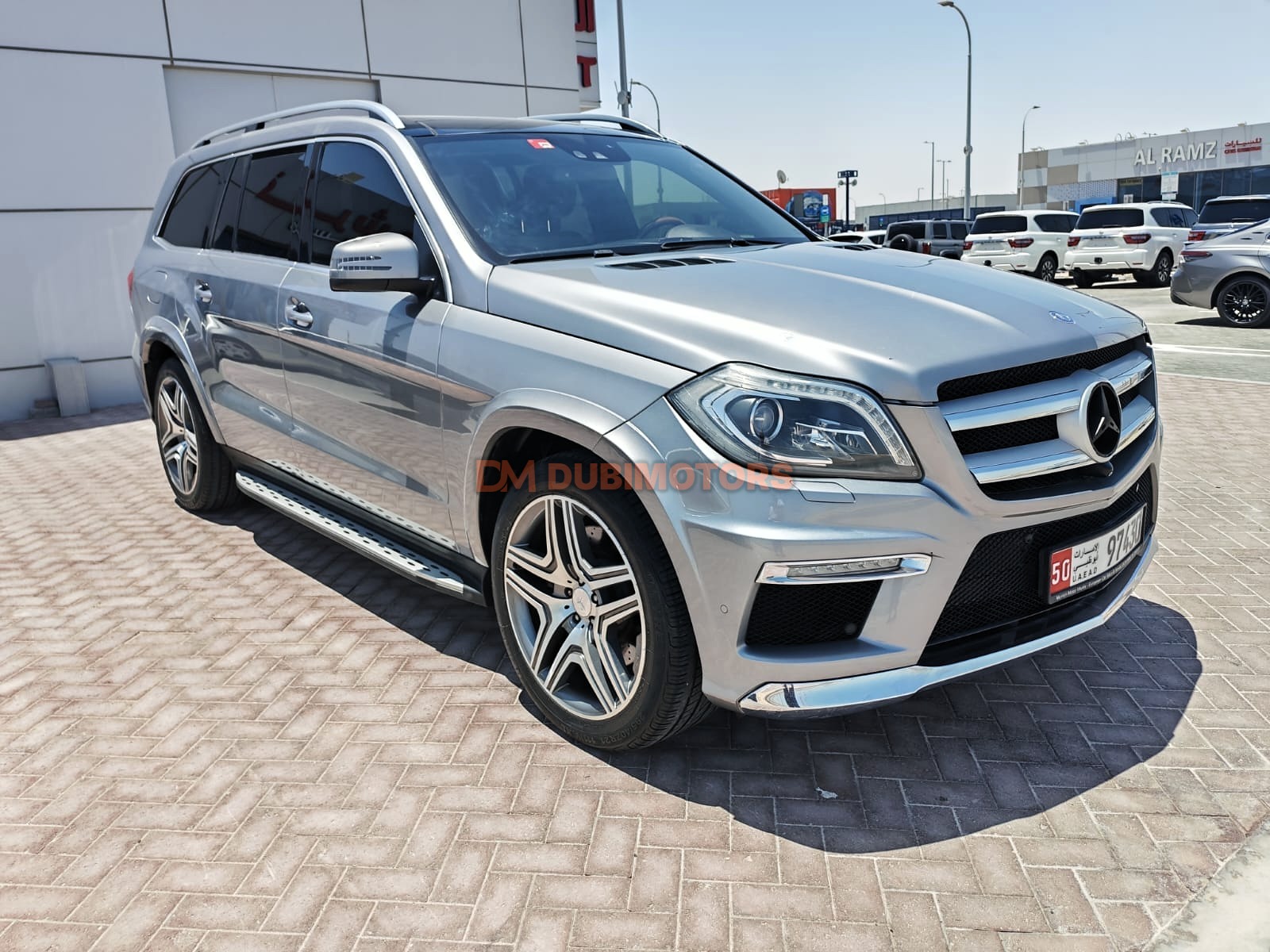 2014 Mercedes-Benz GL GL 500 for Sale in Abu Dhabi, photo 2 of 19