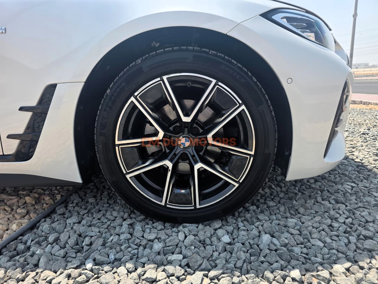 2022 BMW 4 Series 420i M Sport for Sale in Abu Dhabi, photo 5 of 18