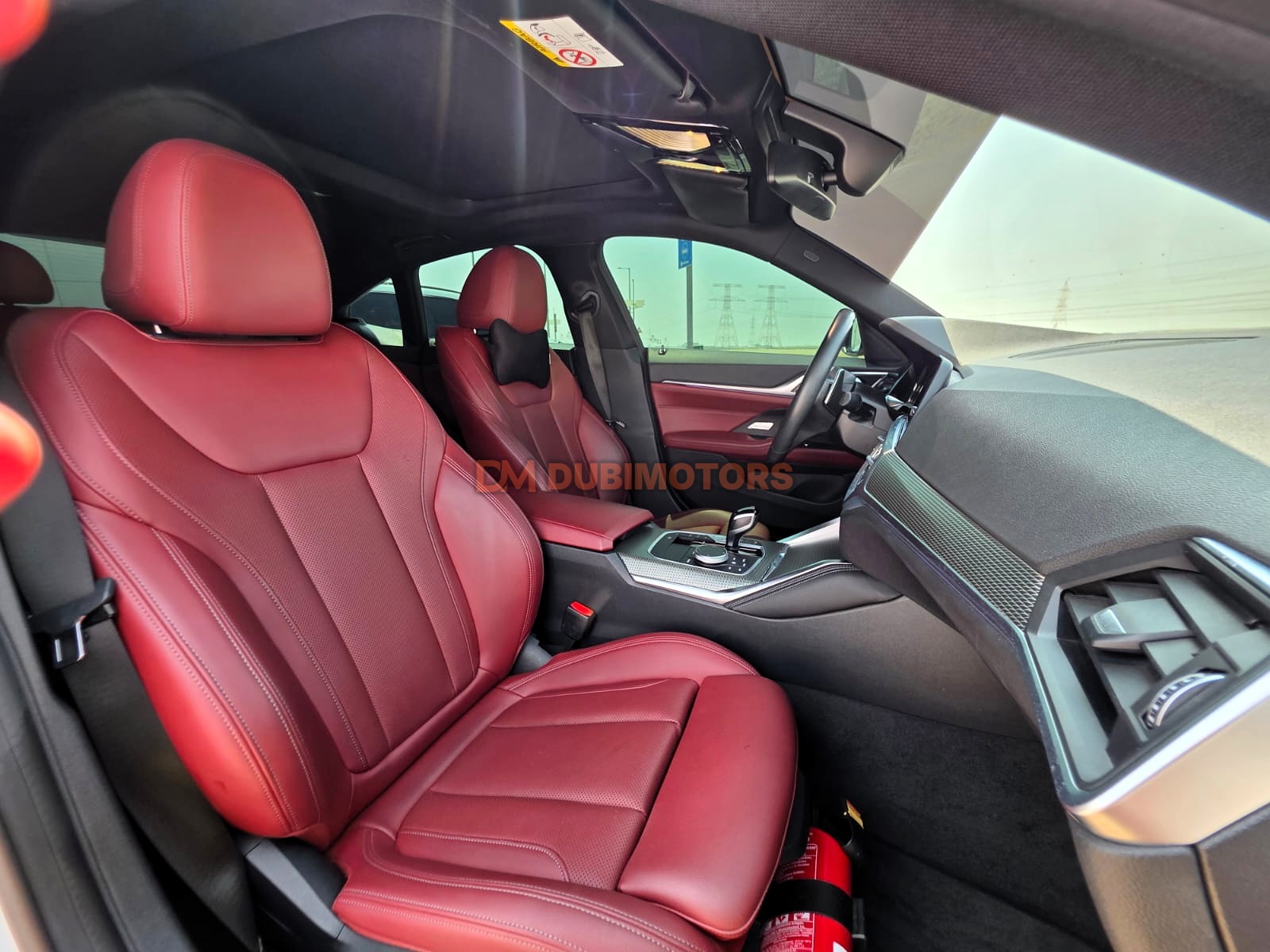 2022 BMW 4 Series 420i M Sport for Sale in Abu Dhabi, photo 17 of 18