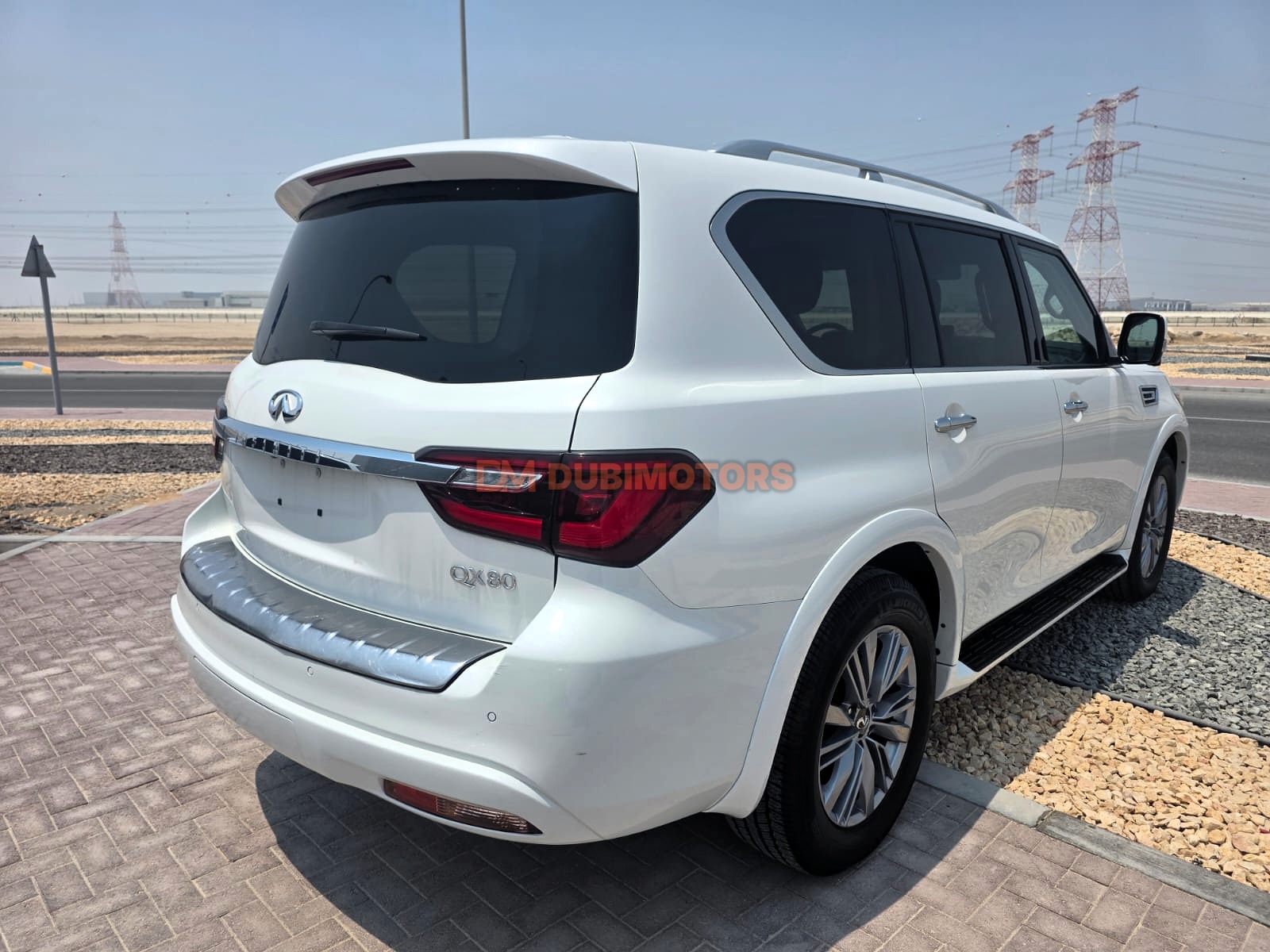 2024 Infiniti QX80 Luxe for Sale in Abu Dhabi, photo 10 of 20