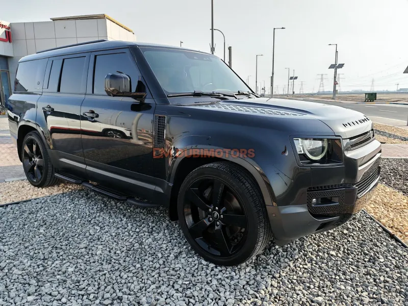 2023 Land Rover Defender 110 SE for Sale in Abu Dhabi