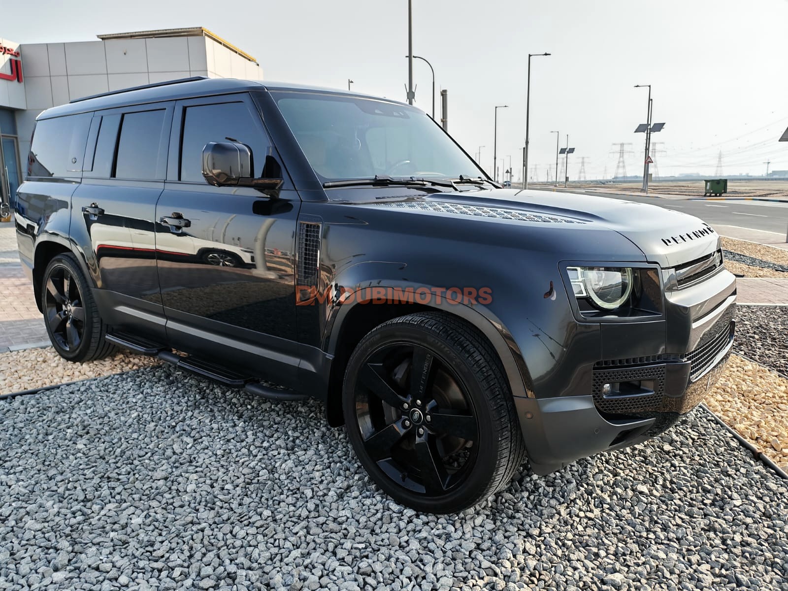 2023 Land Rover Defender 110 SE