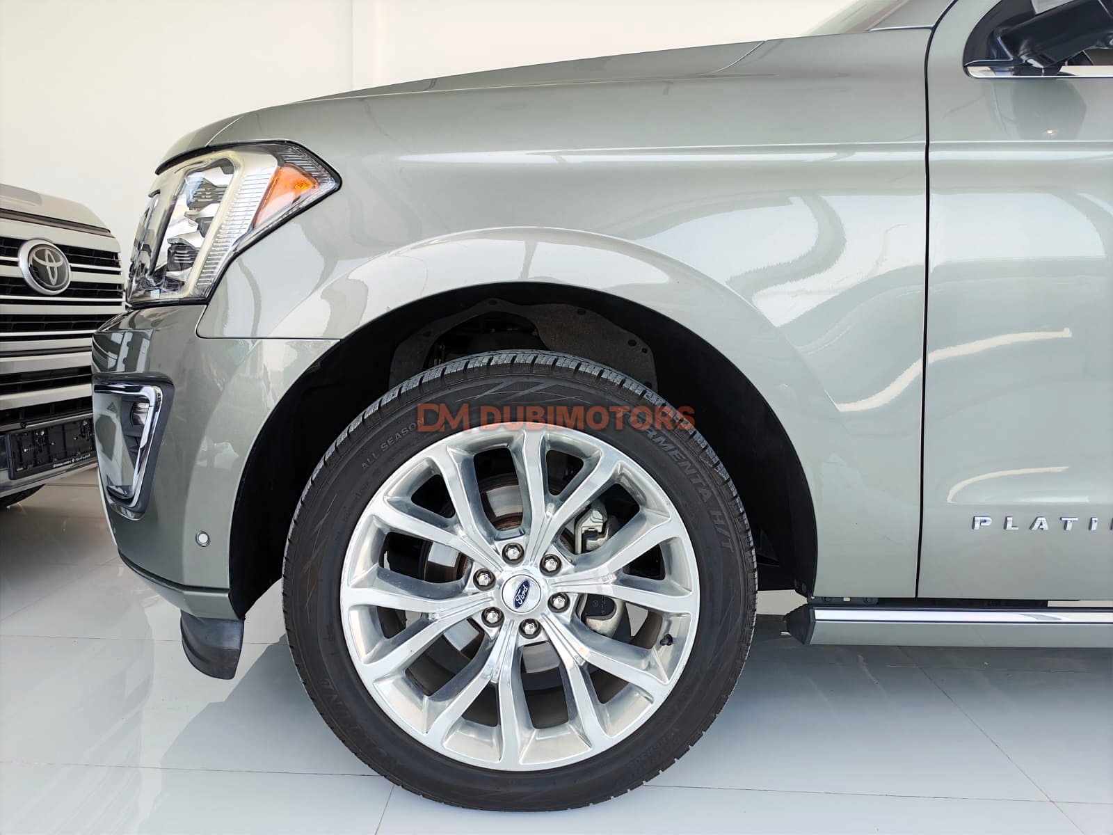 2019 Ford Expedition Platinum for Sale in Abu Dhabi, photo 3 of 17