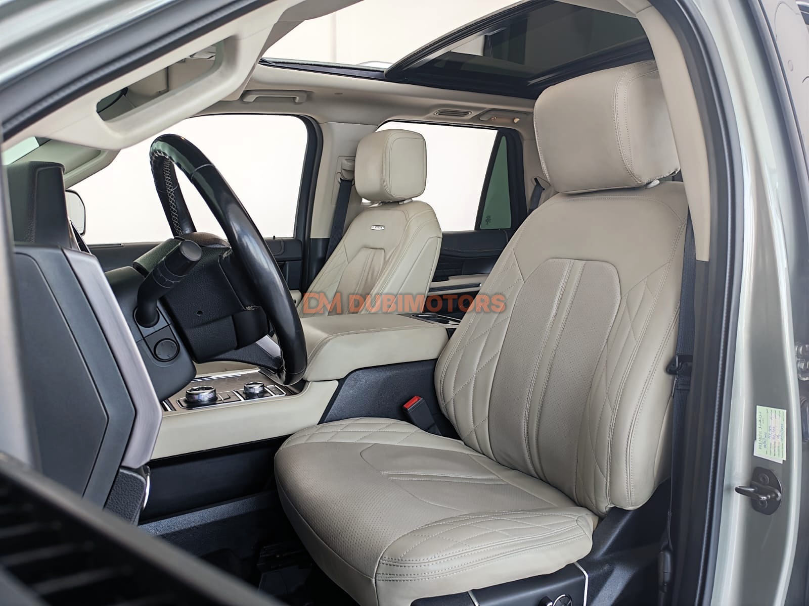 2019 Ford Expedition Platinum for Sale in Abu Dhabi, photo 10 of 17