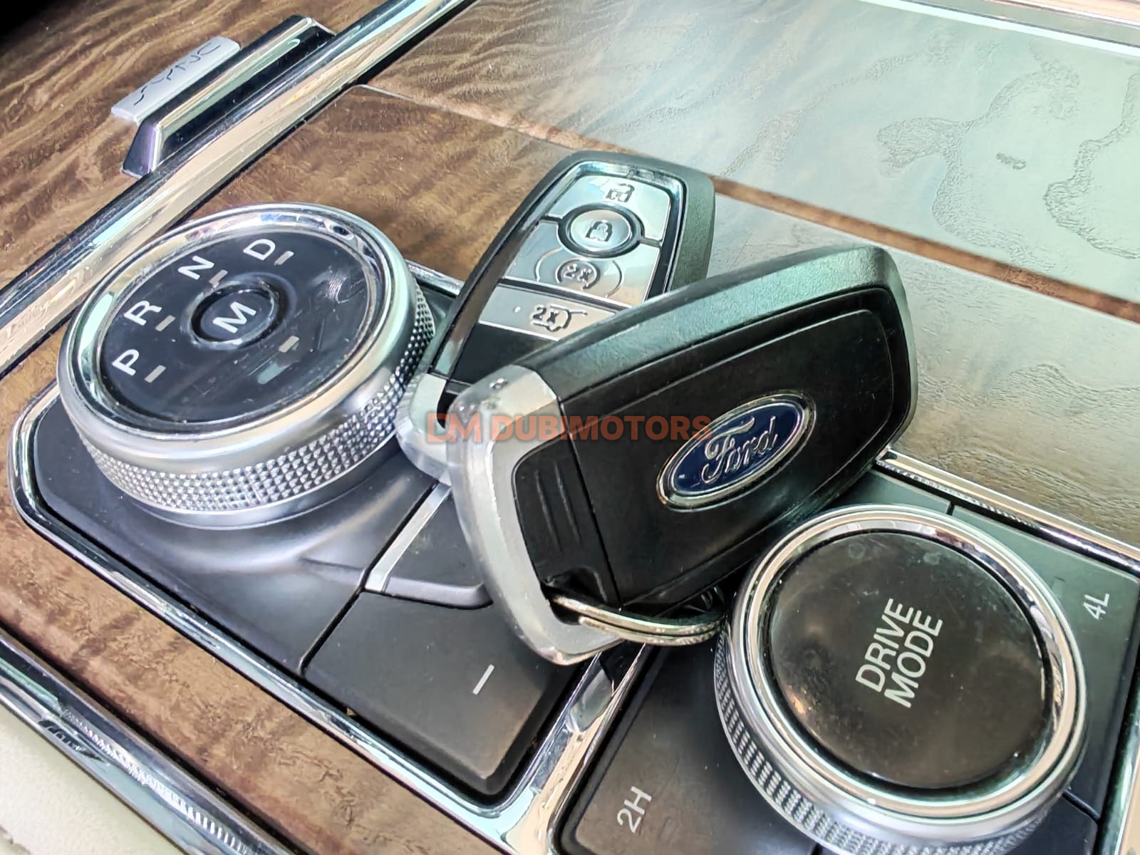 2019 Ford Expedition Platinum for Sale in Abu Dhabi, photo 11 of 17