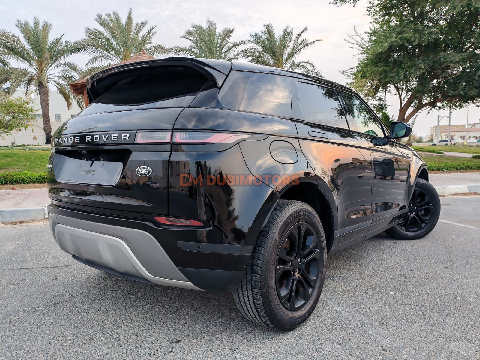 2020 Land Rover Range Rover Evoque S for Sale in Abu Dhabi, photo 4 of 14