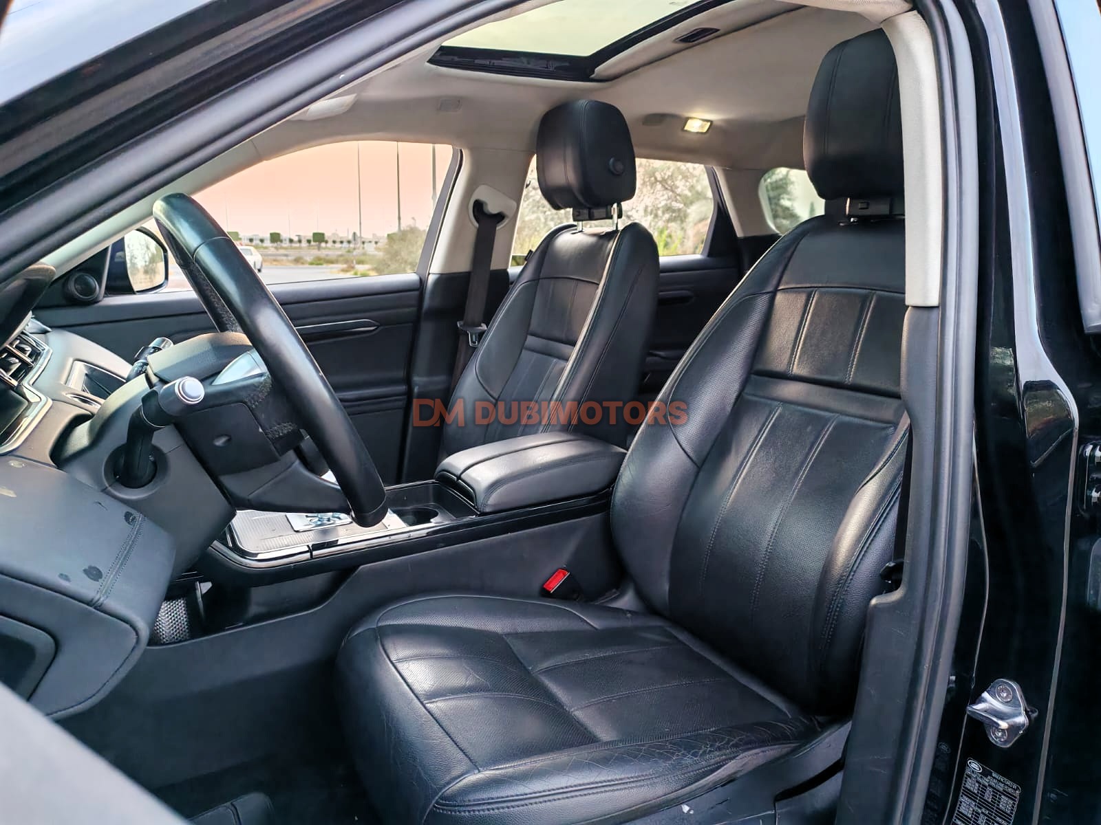 2020 Land Rover Range Rover Evoque S for Sale in Abu Dhabi, photo 9 of 14