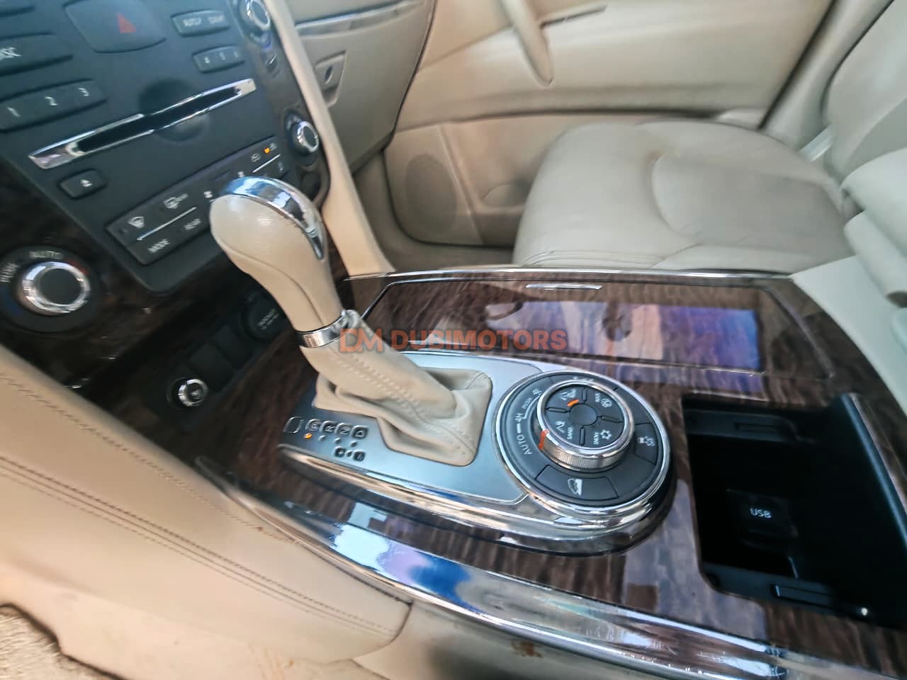 2015 Nissan Patrol Platinum for Sale in Abu Dhabi, photo 9 of 15