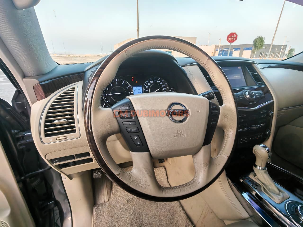 2015 Nissan Patrol Platinum for Sale in Abu Dhabi, photo 12 of 15