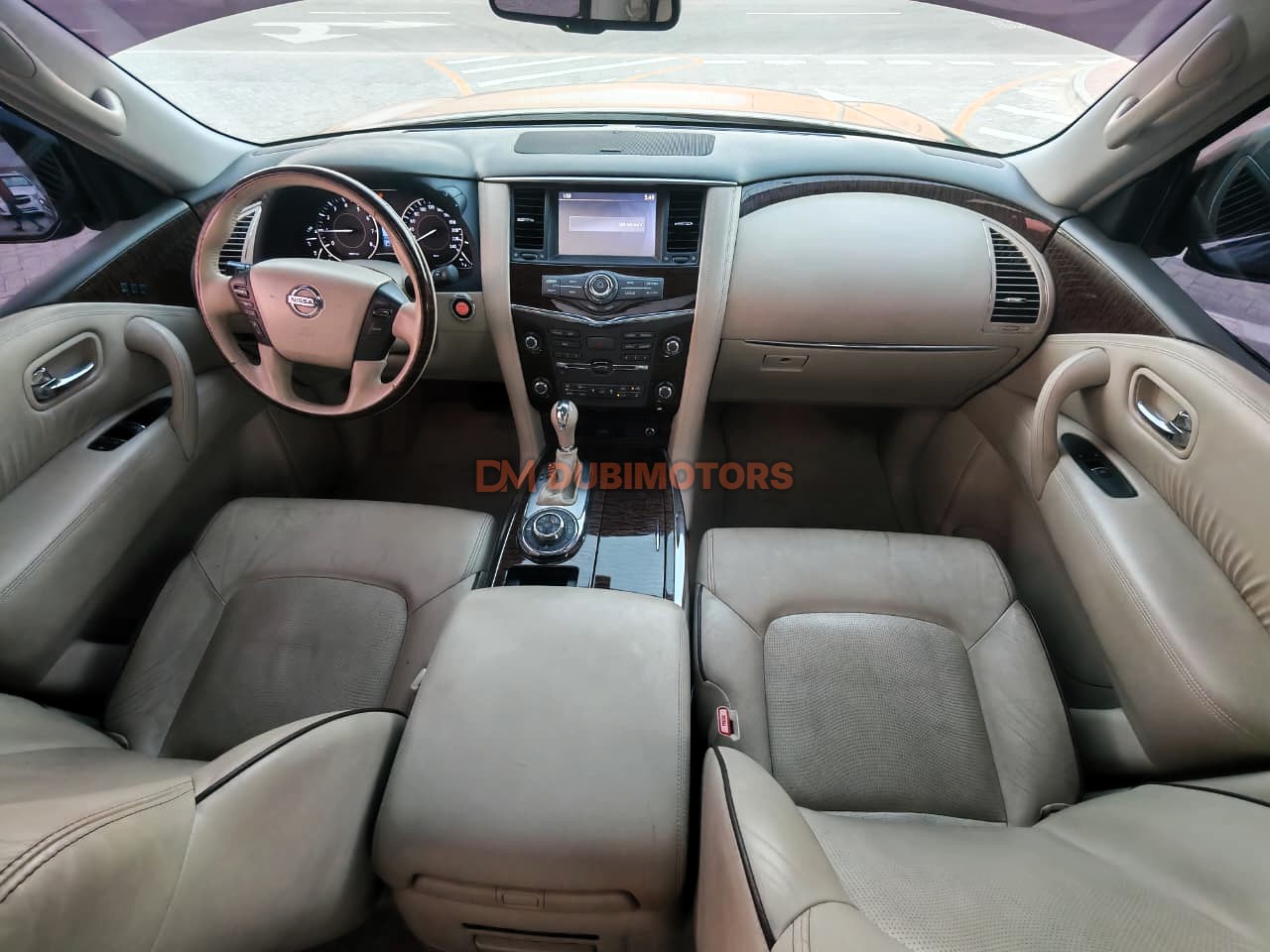 2015 Nissan Patrol Platinum for Sale in Abu Dhabi, photo 13 of 15
