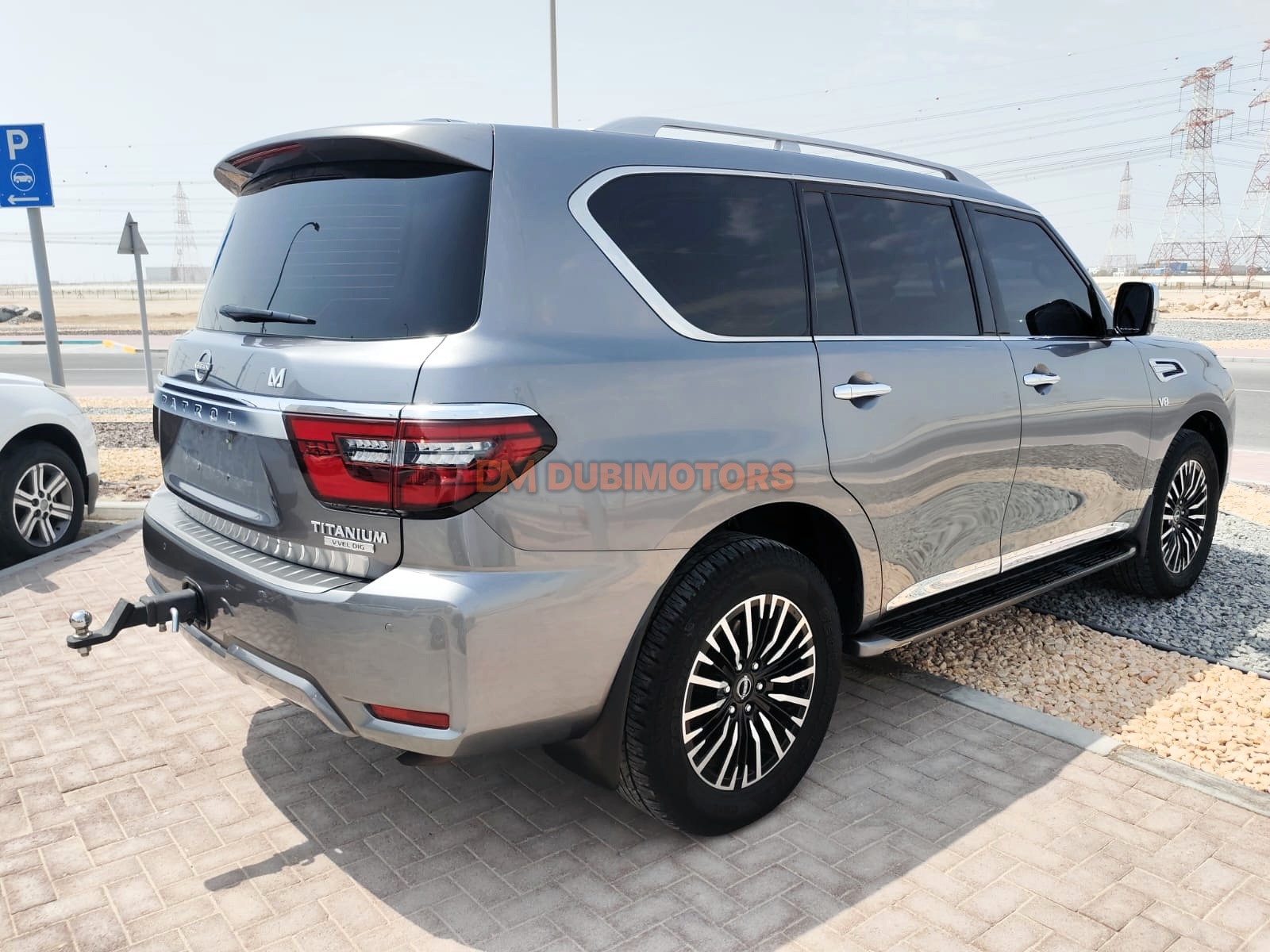 2022 Nissan Patrol Titanium for Sale in Abu Dhabi, photo 2 of 15