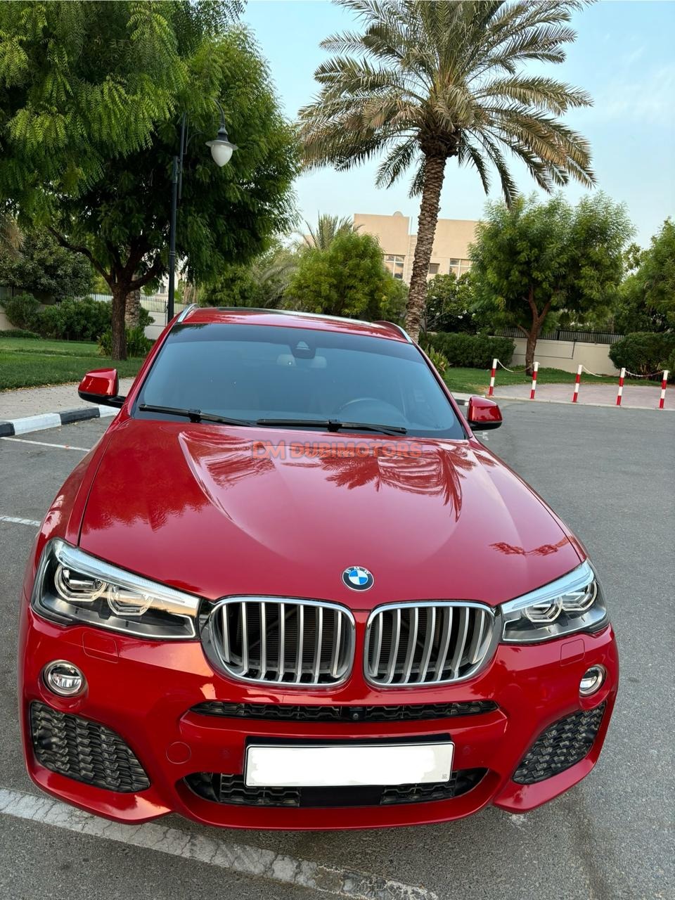 2017 BMW X4 xDrive28i M Sport for Sale in Dubai, photo 3 of 11